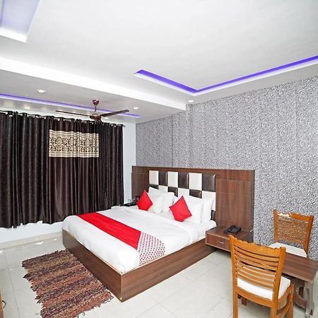 Oyo 39539 Hotel Vansh & Restaurant Kashipur Exterior foto